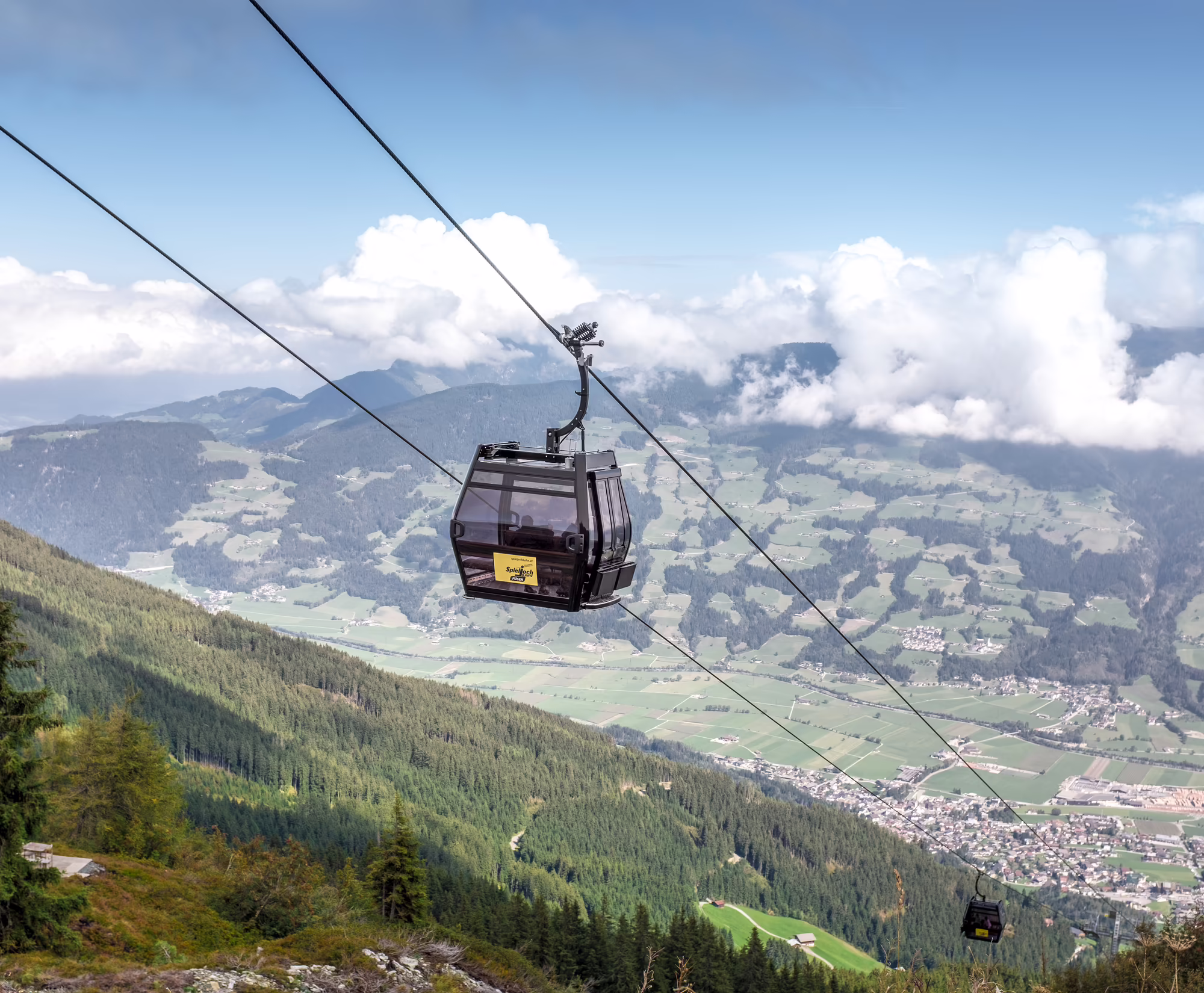 Die Spieljochbahn in Fügen im Sommer